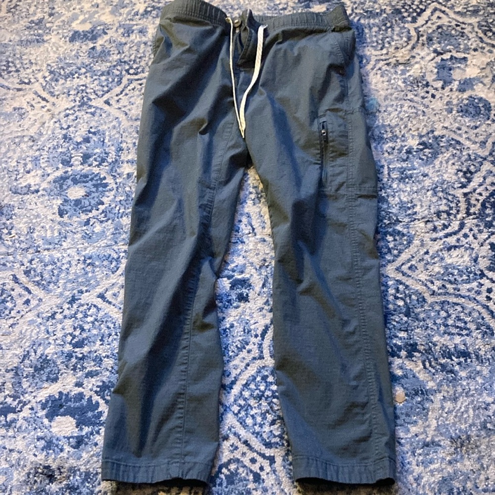 Women’s rip stop pants, like new!